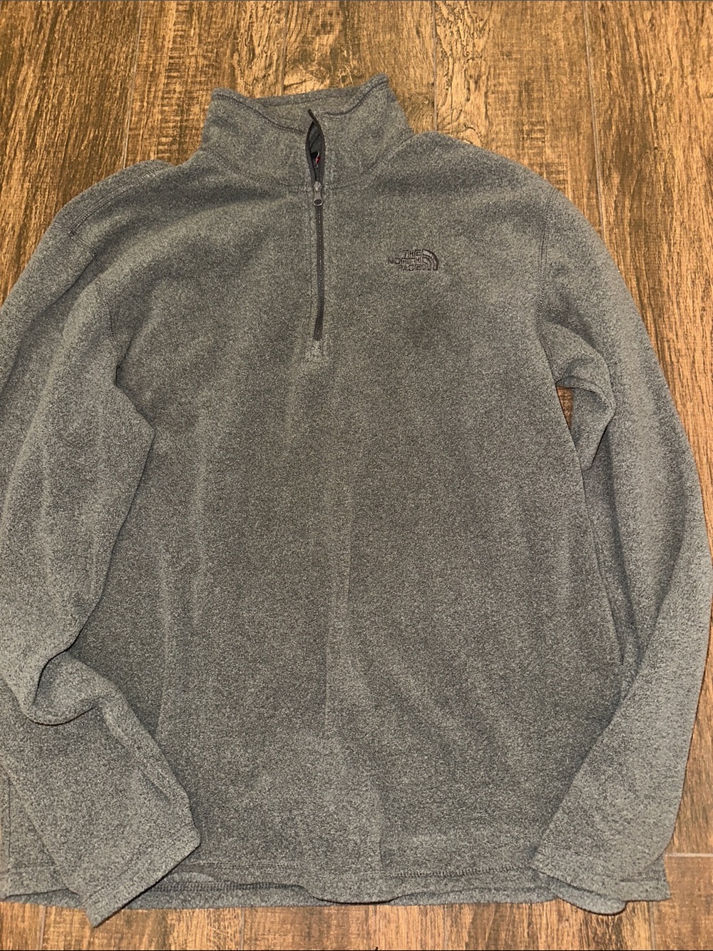 The North Face Men’s Gray Half Zip Fleece Pullover Size Medium